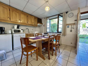 Appartement Montagne : 2 Pces, 4 Couchages, Jardin, Animaux OK, Navette et Commerce Proches - FR-1-330F-211